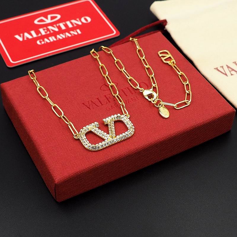 Valentino necklace 11lyx3 (7)