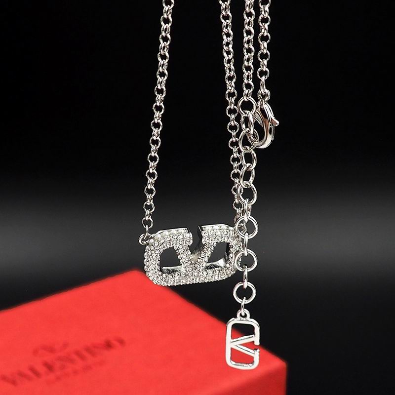 Valentino necklace 11lyx4 (13)