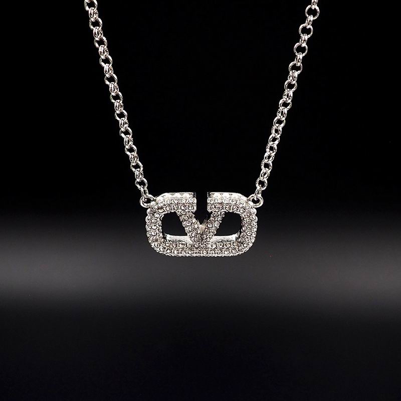 Valentino necklace 11lyx4 (15)