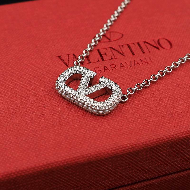 Valentino necklace 11lyx4 (17)