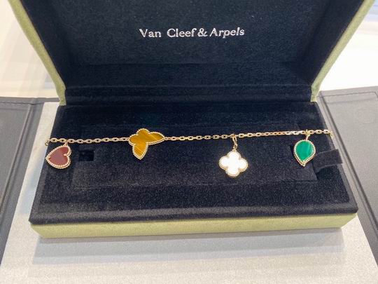 Van Cleef & Arpels bracelet lyh01 (9)