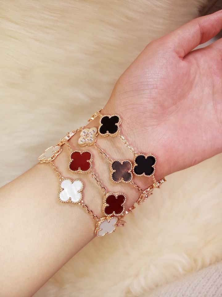 Van Cleef & Arpels bracelet02 (1)