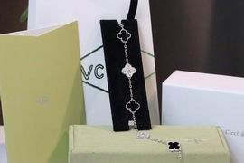 Van Cleef & Arpels bracelet03 (6)