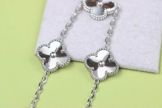 Van Cleef & Arpels bracelet05 (9)