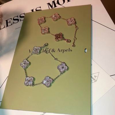 Van Cleef & Arpels bracelet11 (7)