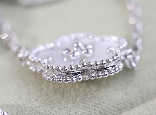 Van Cleef & Arpels bracelet15 (3)