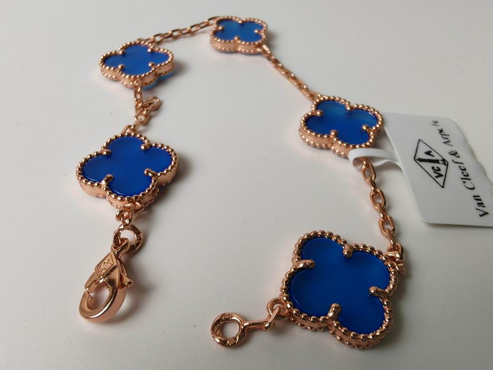 Van Cleef & Arpels bracelet16 (46)