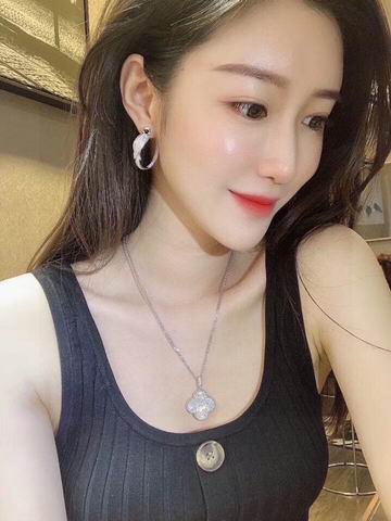 Van Cleef & Arpels necklace lyh04 (5)