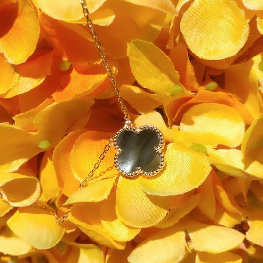 Van Cleef & Arpels necklace lyh05 (4)