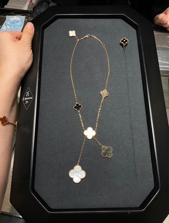 Van Cleef & Arpels necklace lyh12 (1)