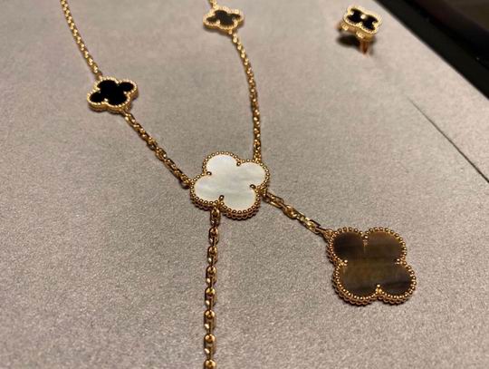 Van Cleef & Arpels necklace lyh12 (3)