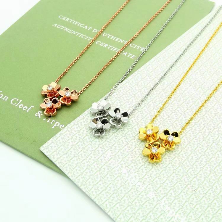 Van Cleef & Arpels necklace lyh21 (1)