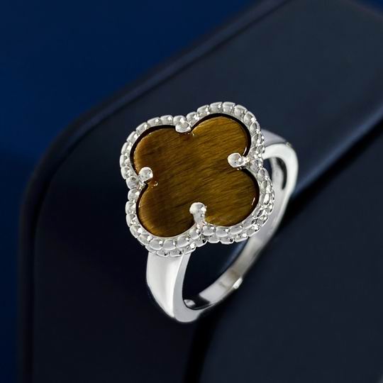 Van Cleef & Arpels ring lyh03 (4)