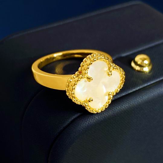 Van Cleef & Arpels ring lyh05 (2)