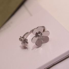 Van Cleef & Arpels ring lyh06 (9)