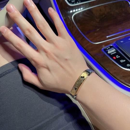 Versace bracelet lyh14 (4)