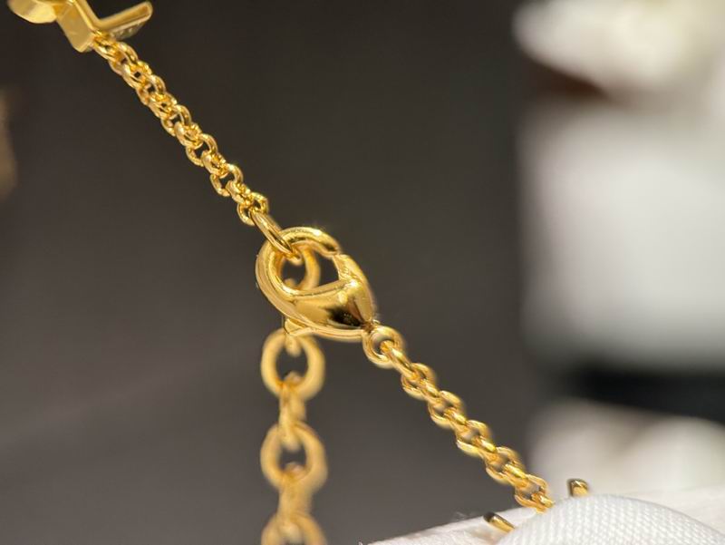 YSL  necklace 12lyr26 (5)