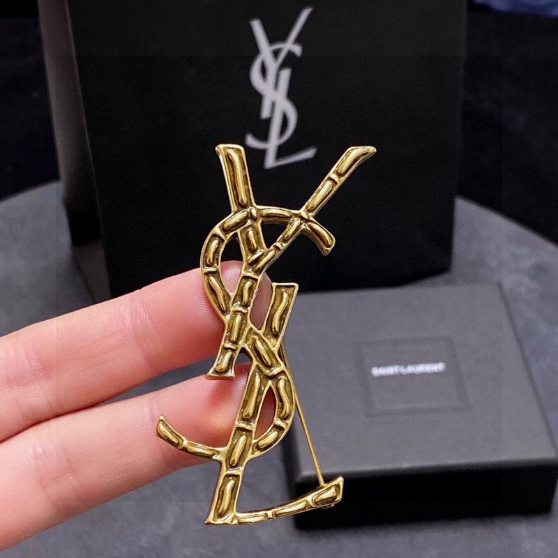 YSL Brooch 9lyr14 (1)