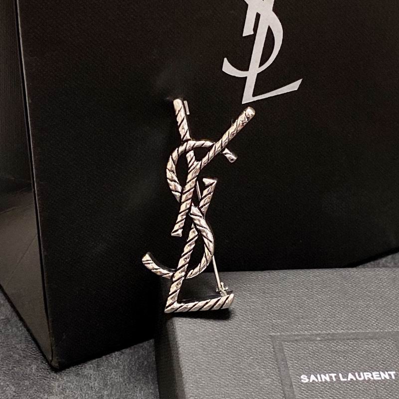 YSL Brooch 9lyr26 (3)