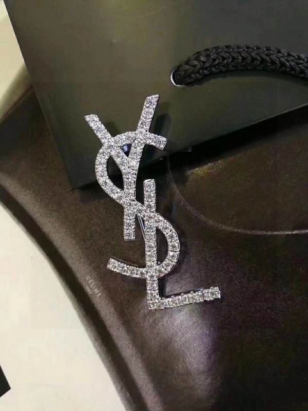 YSL Brooch 9lyr29 (1)