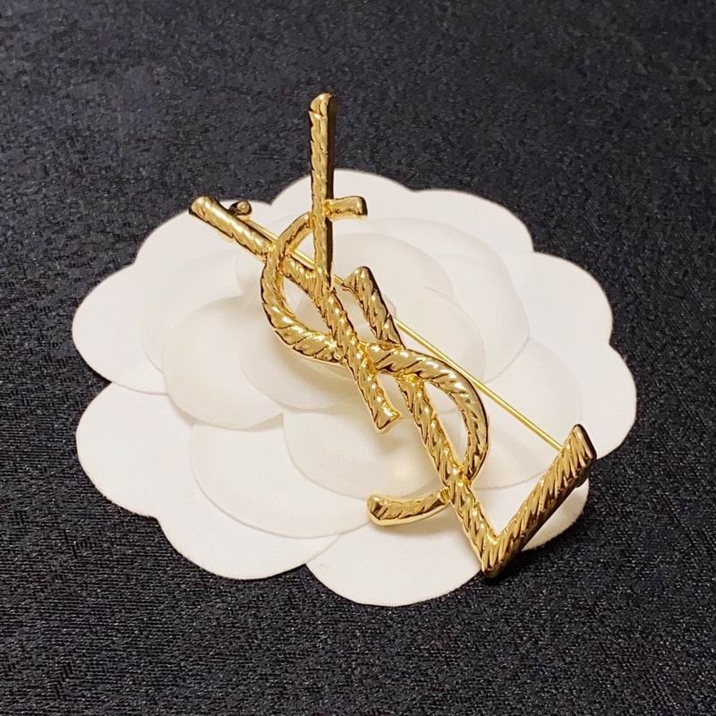 YSL Brooch 9lyr6 (3)