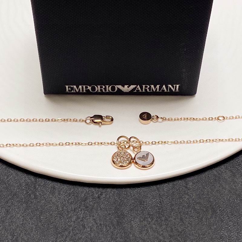 Armani necklace 04lyx7 (3)