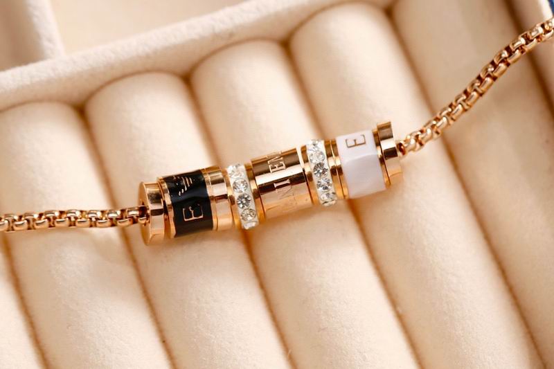 Armani necklace 05lyx8 (3)