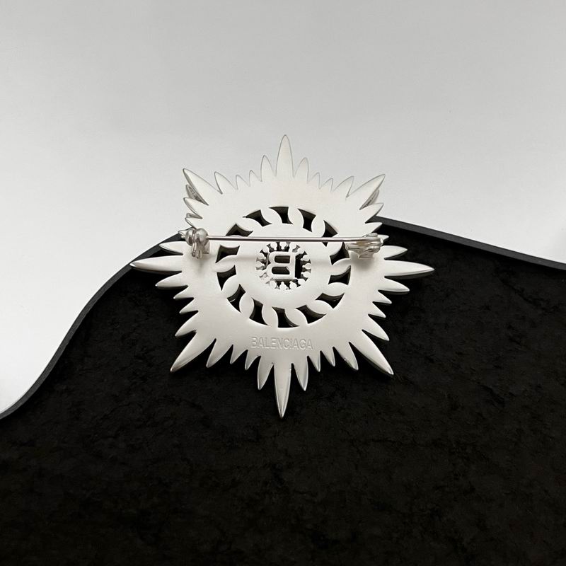 Balenciaga Brooch 05lyr03 (5)