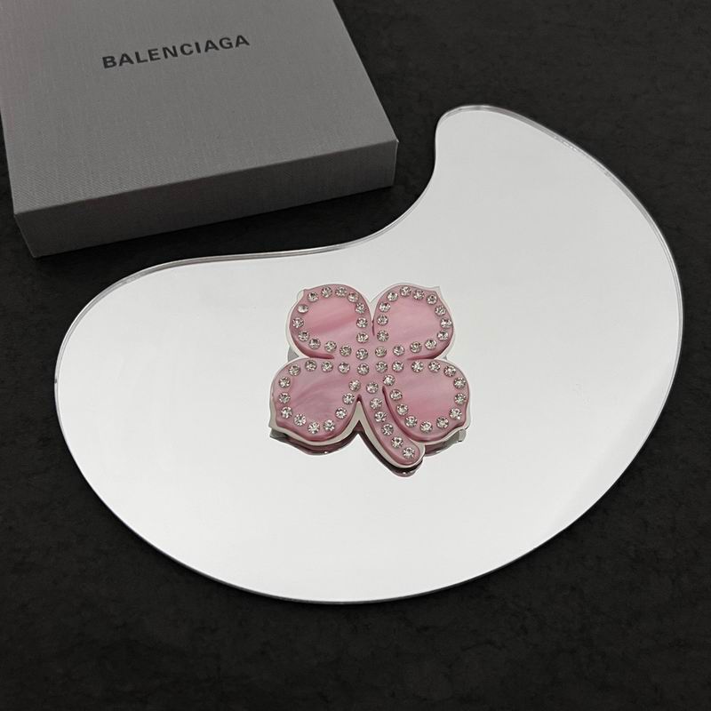 Balenciaga Brooch 05lyr05 (2)
