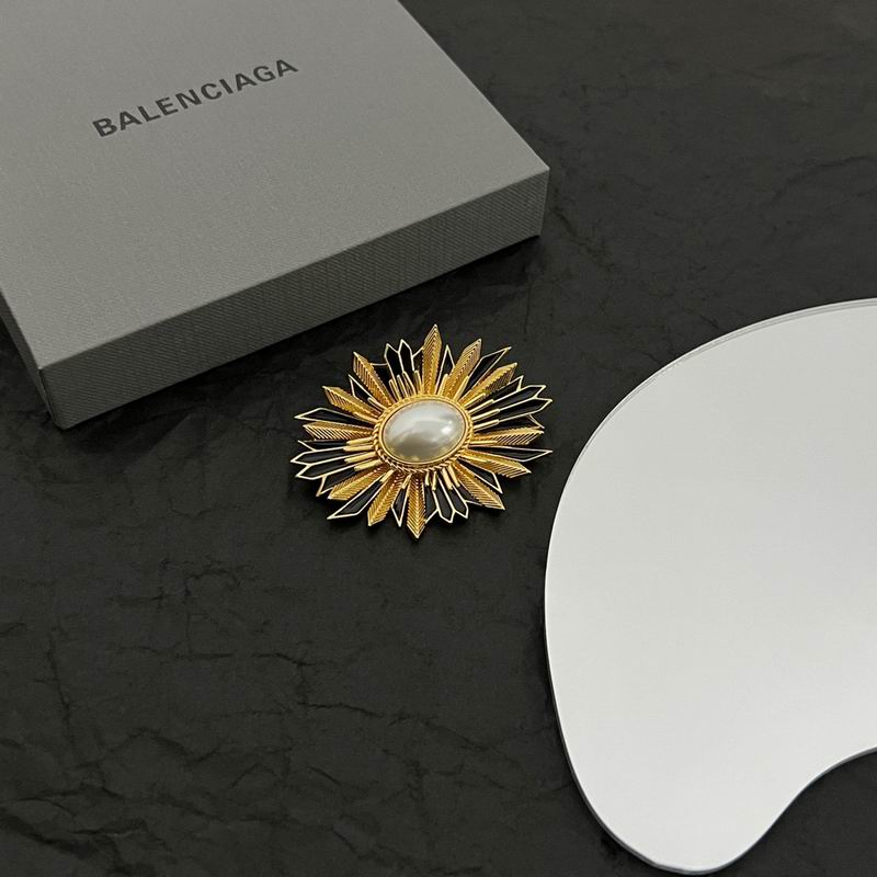 Balenciaga Brooch 05lyr06 (4)