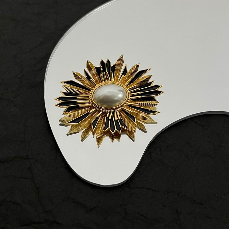 Balenciaga Brooch 05lyr06 (5)