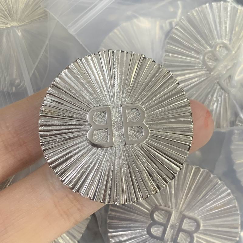 Balenciaga Brooch 05lyr09 (1)