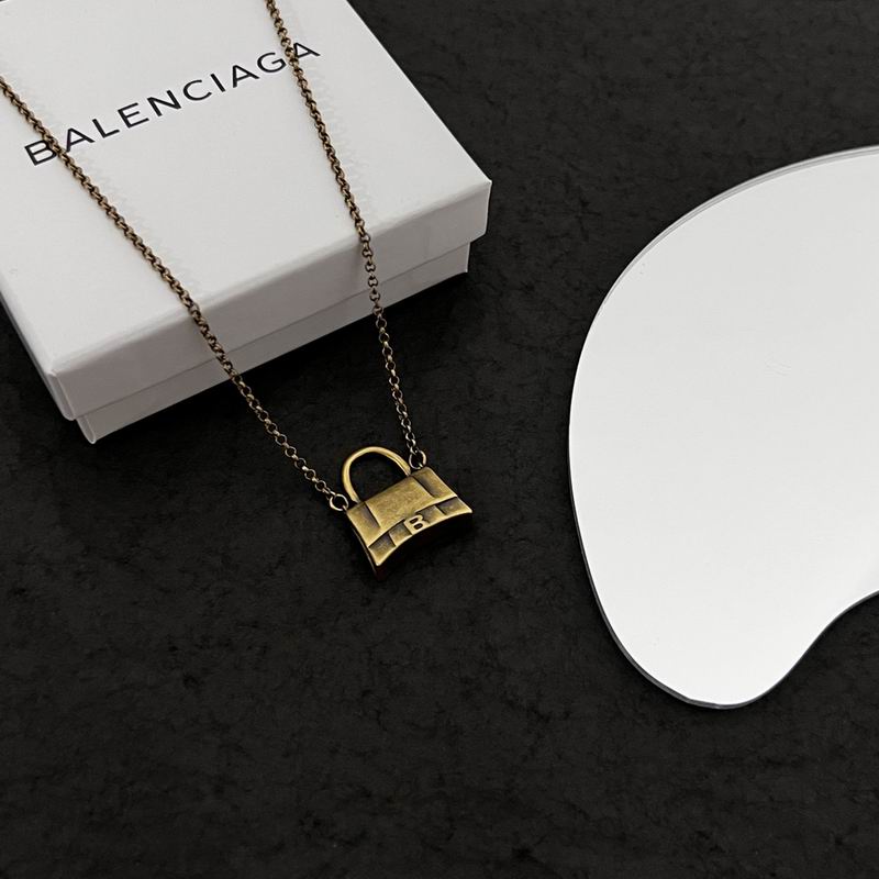 Balenciaga Necklace 05lyr42 (2)