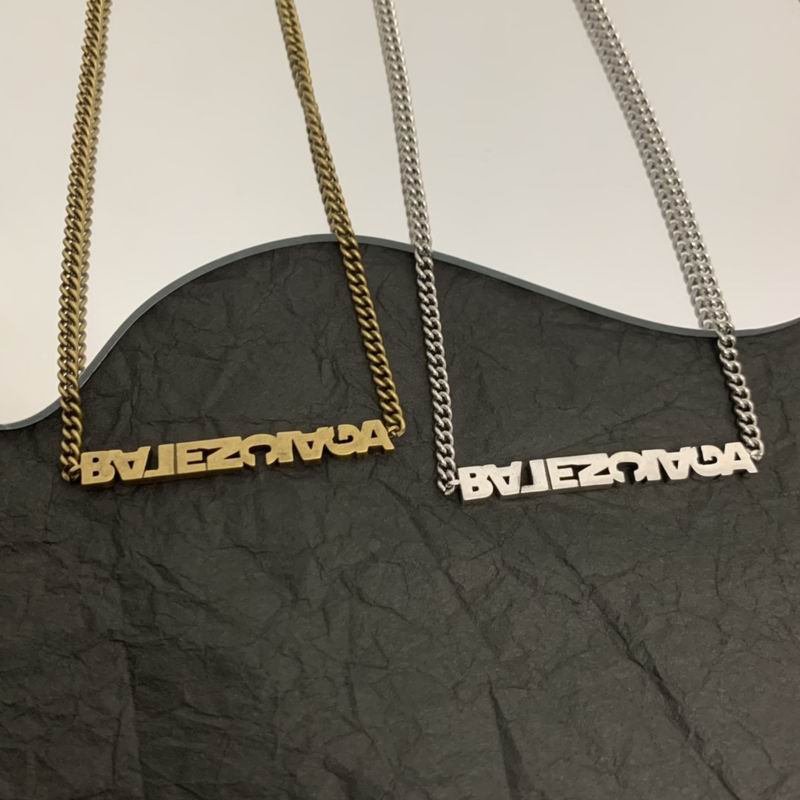 Balenciaga Necklace 05lyr52 (1)