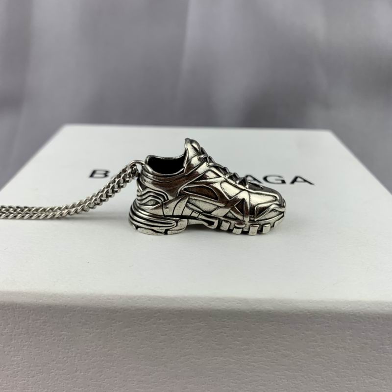 Balenciaga Necklace 05lyr73 (2)