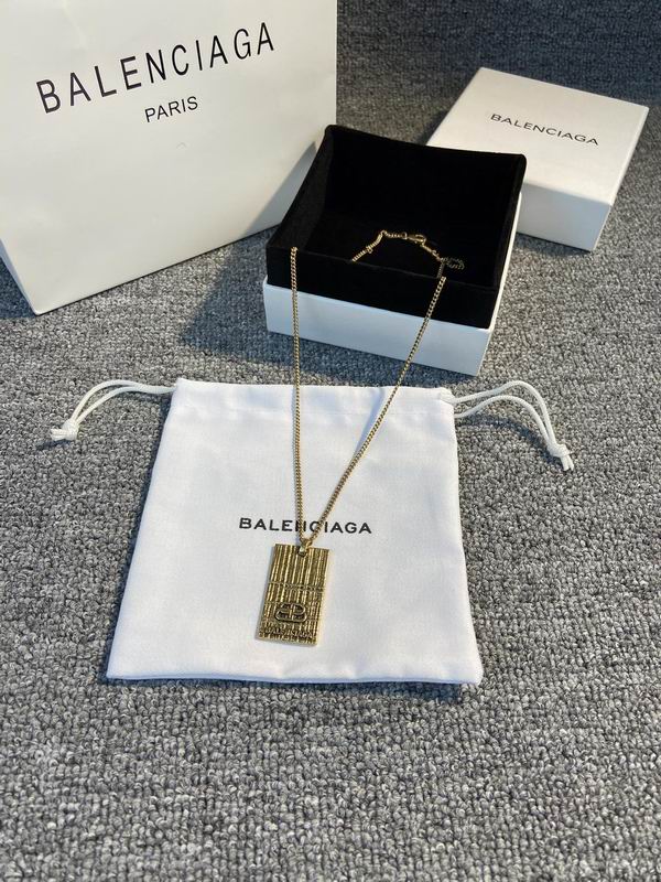 Balenciaga Necklace 05lyr84 (2)
