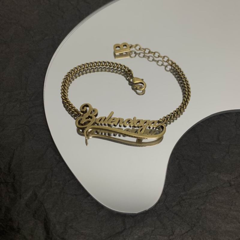 Balenciaga Suits 05lyr01 (11)