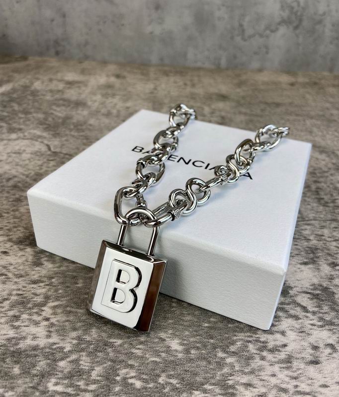 Balenciaga Suits 05lyr04 (2)