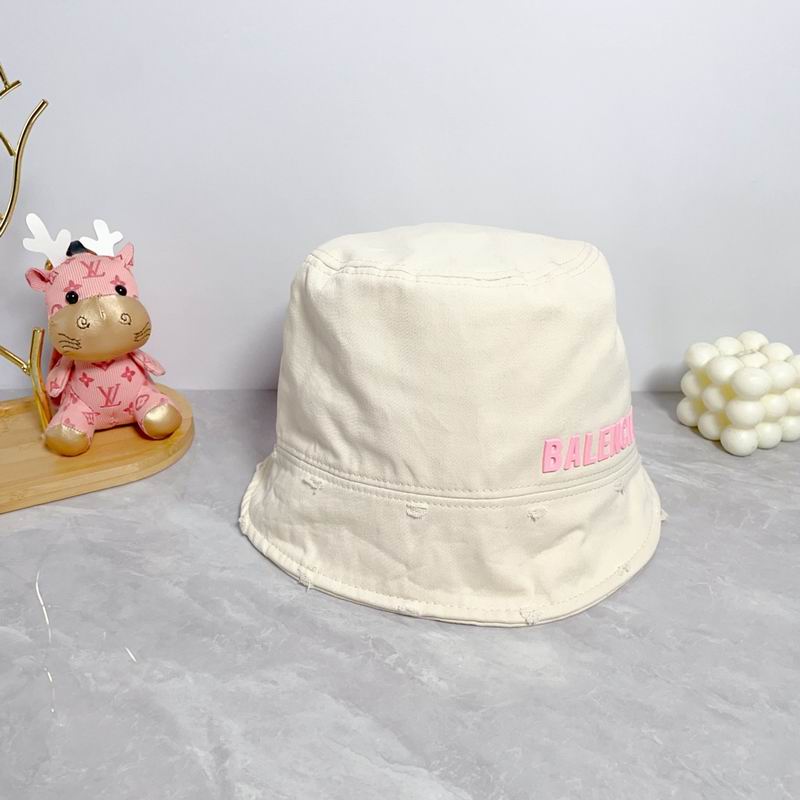 Balenciaga hat dx (5)