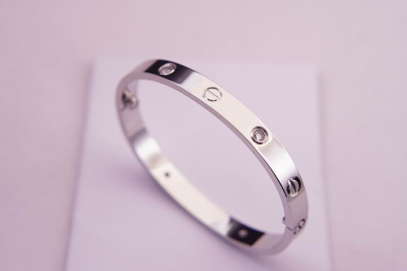 Cartier bracelet 03lyx62 (5)