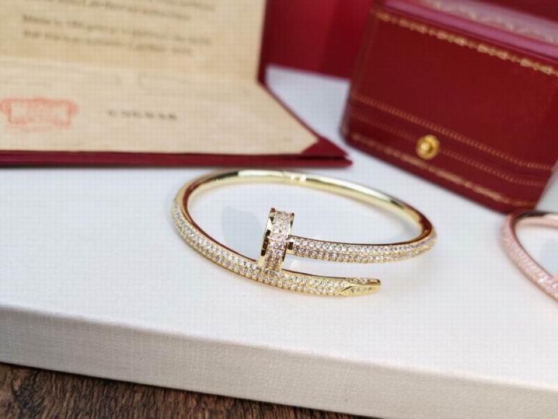 Cartier bracelet 03lyx69 (2)