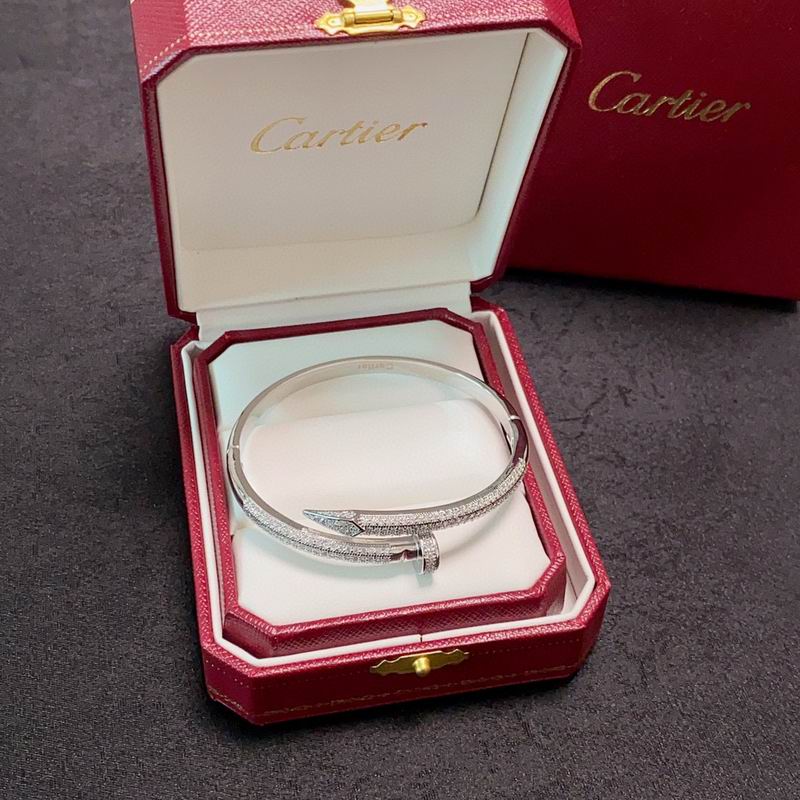 Cartier bracelet 03lyx75 (6)