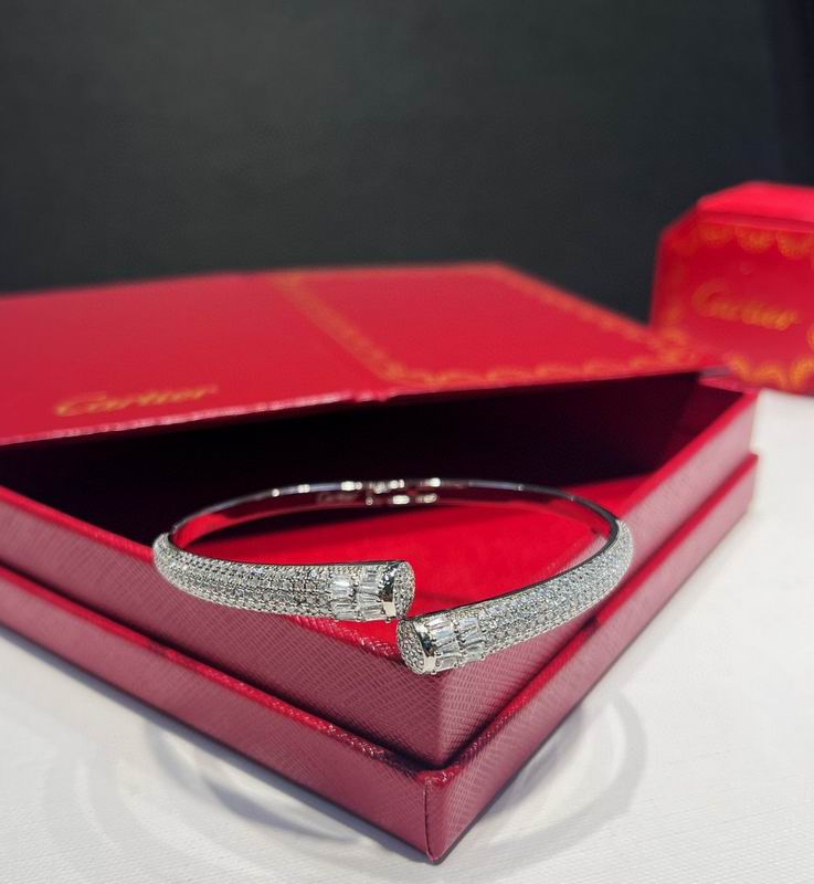 Cartier bracelet 03lyx77 (2)