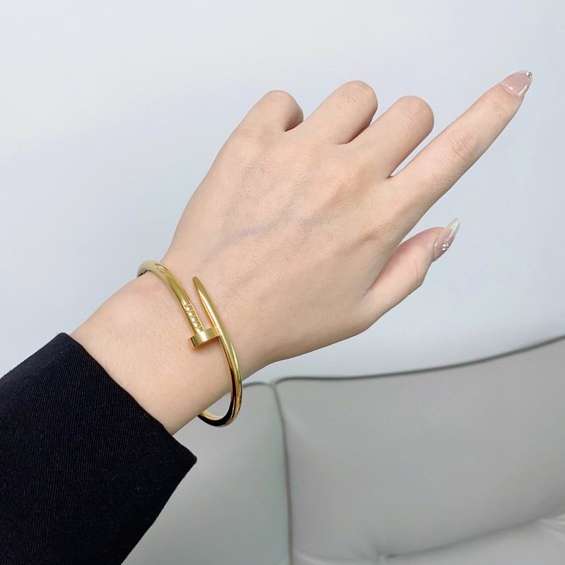 Cartier bracelet 03lyx80 (1)