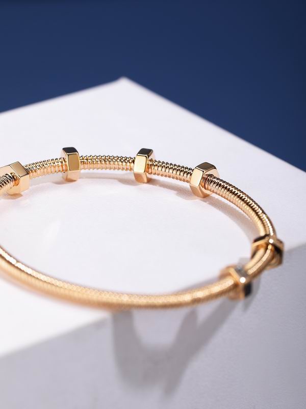 Cartier bracelet 03lyx92 (9)