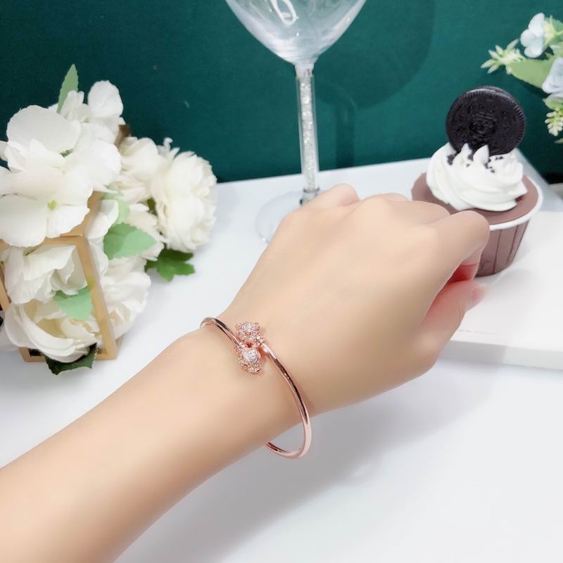 Cartier bracelet 04lyx126 (9)