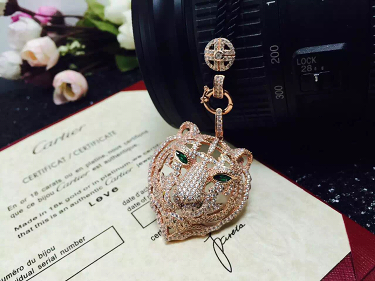 Cartier necklace 03lyx69 (1)