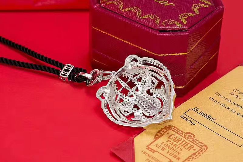 Cartier necklace 03lyx69 (5)