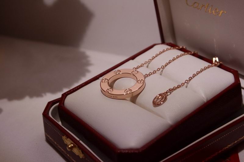 Cartier necklace 03lyx76 (1)
