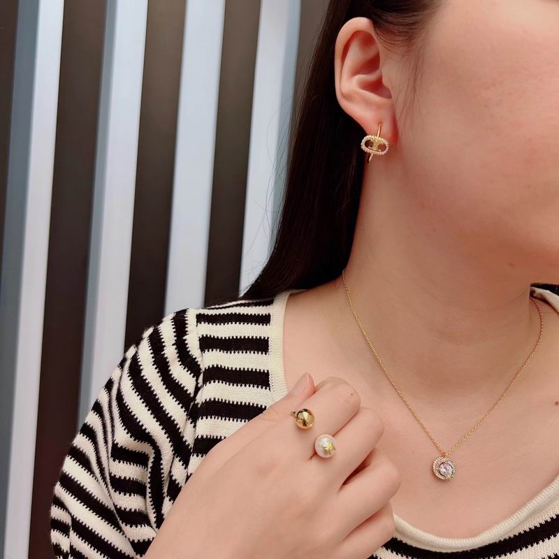 Cartier necklace 04lyx110 (9)